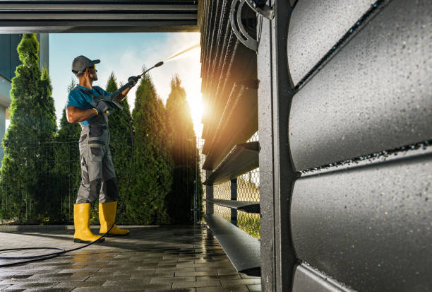 Animal Enclosure Cleaning in Quail Ridge, FL